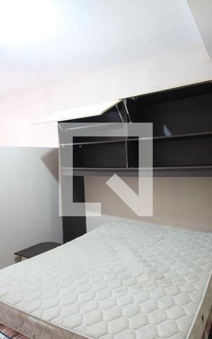 Casa para alugar com 30m², 1 quarto e sem vagaQuarto