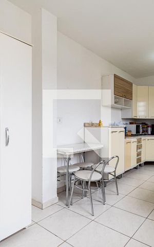 Casa à venda com 300m², 5 quartos e 3 vagas Casa à venda com 300m², 5 quartos e 3 vagasedícula