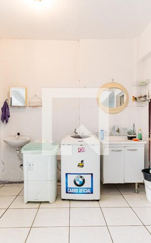 Casa à venda com 300m², 5 quartos e 3 vagas Casa à venda com 300m², 5 quartos e 3 vagasedícula