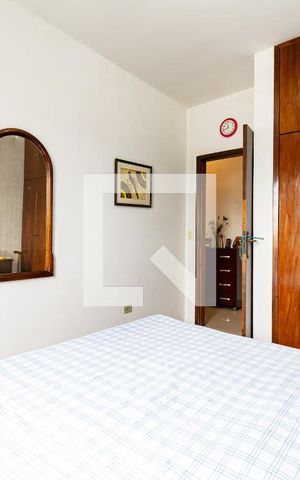 Casa à venda com 300m², 5 quartos e 3 vagas Casa à venda com 300m², 5 quartos e 3 vagasQuarto 2