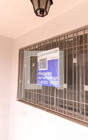 Casa à venda com 200m², 3 quartos e sem vaga Casa à venda com 200m², 3 quartos e sem vagaPlaquinha