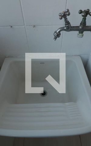 Apartamento para alugar com 50m², 2 quartos e 1 vagaÁrea de Serviço - tanque