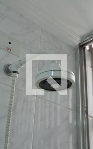 Apartamento à venda com 215m², 3 quartos e 2 vagas Apartamento à venda com 215m², 3 quartos e 2 vagasBanheiro Suite 3