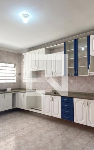 Casa à venda com 300m², 4 quartos e 2 vagasCozinha