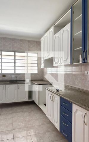 Casa à venda com 300m², 4 quartos e 2 vagasCozinha