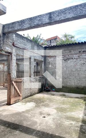 Casa à venda com 300m², 4 quartos e 2 vagasQuintal