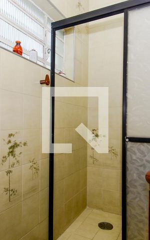 Casa à venda com 209m², 3 quartos e 3 vagasBanheiro da Suíte 2