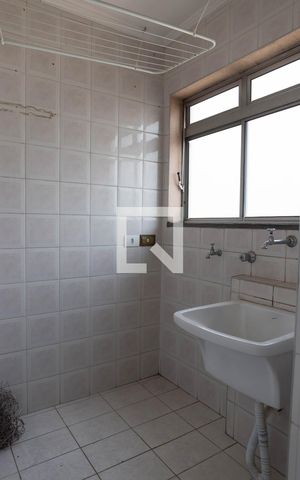Apartamento para alugar com 52m², 2 quartos e 2 vagas Apartamento para alugar com 52m², 2 quartos e 2 vagasarea de serviço