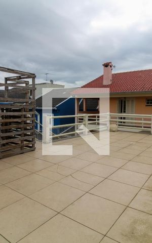 Casa à venda com 340m², 3 quartos e 6 vagas Casa à venda com 340m², 3 quartos e 6 vagasLaje