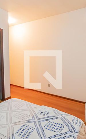 Casa à venda com 178m², 3 quartos e 2 vagasQuarto 1
