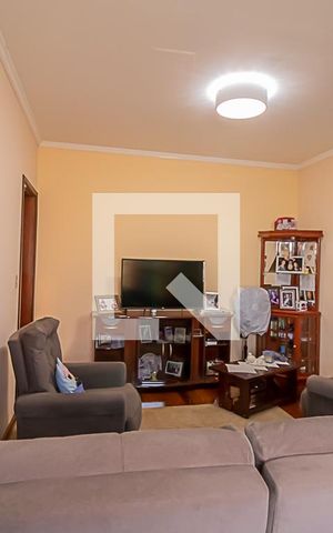 Casa à venda com 178m², 3 quartos e 2 vagasSala