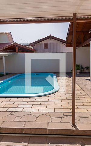 Casa à venda com 178m², 3 quartos e 2 vagasÁrea Externa