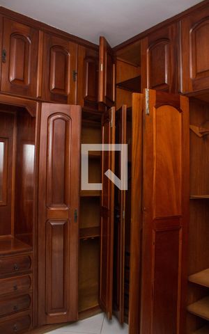 Apartamento para alugar com 80m², 3 quartos e 1 vagaQuarto 02