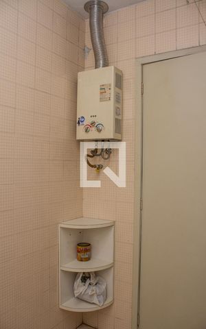 Apartamento para alugar com 80m², 3 quartos e 1 vagaÁrea de Serviço