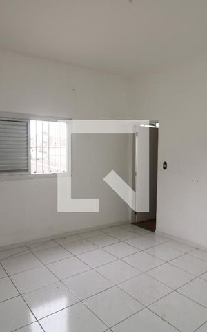 Casa à venda com 65m², 2 quartos e 1 vagaSuite