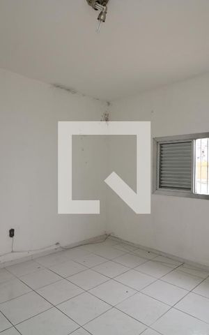 Casa à venda com 65m², 2 quartos e 1 vagaSuite