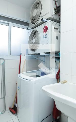 Apartamento à venda com 65m², 2 quartos e 1 vagaÁrea de Serviço