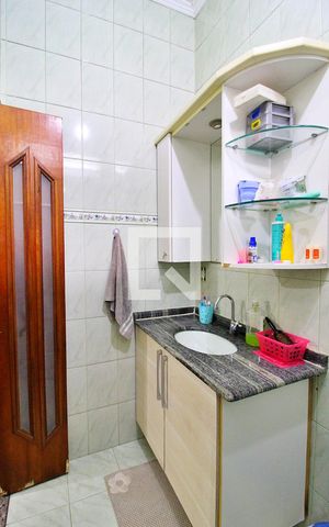 Casa à venda com 126m², 3 quartos e 2 vagasBanheiro