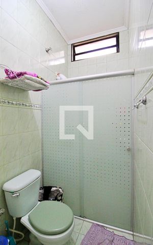 Casa à venda com 126m², 3 quartos e 2 vagasBanheiro