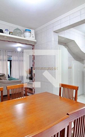 Casa à venda com 126m², 3 quartos e 2 vagasCozinha