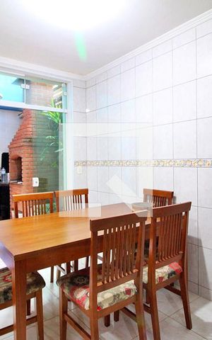 Casa à venda com 126m², 3 quartos e 2 vagasCozinha