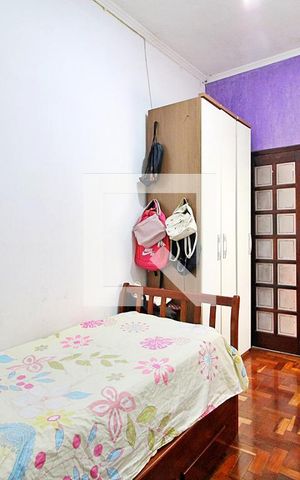 Casa à venda com 126m², 3 quartos e 2 vagasQuarto 3
