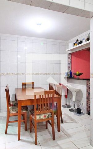 Casa à venda com 126m², 3 quartos e 2 vagasCozinha