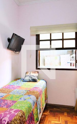 Casa à venda com 126m², 3 quartos e 2 vagasQuarto 2