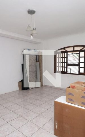 Casa para alugar com 70m², 1 quarto e 1 vagaQuarto