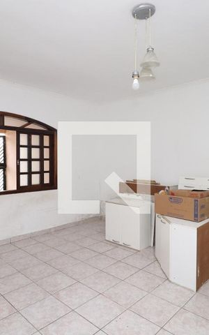 Casa para alugar com 70m², 1 quarto e 1 vagaQuarto