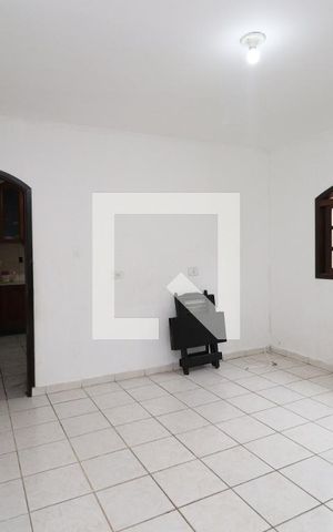 Casa para alugar com 70m², 1 quarto e 1 vagaSala