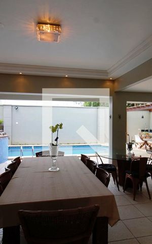 Casa para alugar com 501m², 5 quartos e 5 vagas Casa para alugar com 501m², 5 quartos e 5 vagasSalão de Festa