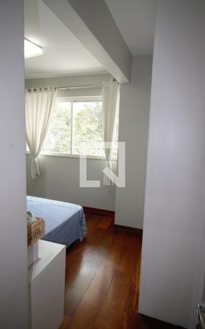 Casa para alugar com 501m², 5 quartos e 5 vagas Casa para alugar com 501m², 5 quartos e 5 vagasQuarto 4
