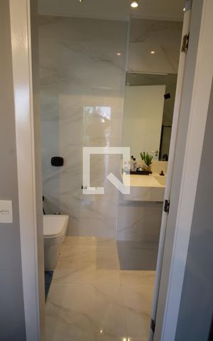 Casa para alugar com 501m², 5 quartos e 5 vagas Casa para alugar com 501m², 5 quartos e 5 vagasBanheiro da Suíte 2