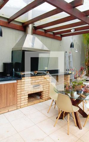 Casa para alugar com 501m², 5 quartos e 5 vagas Casa para alugar com 501m², 5 quartos e 5 vagasChurrasqueira