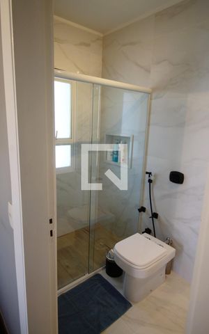 Casa para alugar com 501m², 5 quartos e 5 vagas Casa para alugar com 501m², 5 quartos e 5 vagasBanheiro da Suíte 2