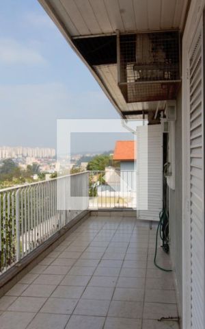 Casa para alugar com 501m², 5 quartos e 5 vagas Casa para alugar com 501m², 5 quartos e 5 vagasVaranda Suíte 1 e 2