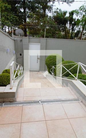 Casa para alugar com 501m², 5 quartos e 5 vagas Casa para alugar com 501m², 5 quartos e 5 vagasÁrea Externa