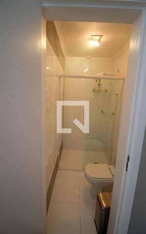 Casa para alugar com 501m², 5 quartos e 5 vagas Casa para alugar com 501m², 5 quartos e 5 vagasBanheiro da Sauna