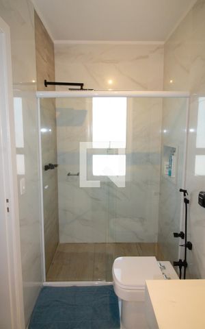 Casa para alugar com 501m², 5 quartos e 5 vagas Casa para alugar com 501m², 5 quartos e 5 vagasBanheiro da Suíte 2