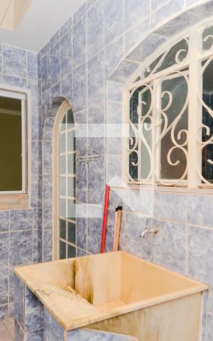 Casa para alugar com 70m², 2 quartos e sem vagaÁrea de Serviço