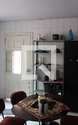 Casa à venda com 320m², 3 quartos e 4 vagasCOZINHA 
