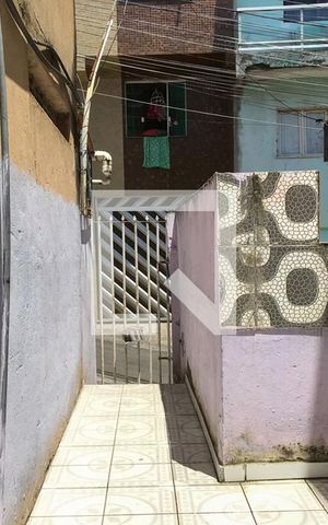Casa para alugar com 70m², 2 quartos e sem vaga Casa para alugar com 70m², 2 quartos e sem vagaÁrea de Serviço