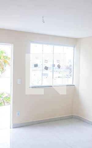 Casa à venda com 65m², 2 quartos e 1 vaga Casa à venda com 65m², 2 quartos e 1 vagasala