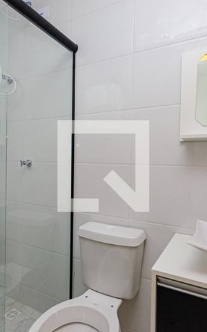 Apartamento para alugar com 45m², 2 quartos e sem vaga Apartamento para alugar com 45m², 2 quartos e sem vagaBanheiro