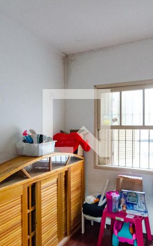 Casa à venda com 143m², 4 quartos e 2 vagas Casa à venda com 143m², 4 quartos e 2 vagasQuarto3