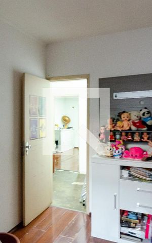 Casa à venda com 143m², 4 quartos e 2 vagas Casa à venda com 143m², 4 quartos e 2 vagasQuarto 3