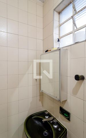 Casa à venda com 143m², 4 quartos e 2 vagas Casa à venda com 143m², 4 quartos e 2 vagasBanheiro da Suíte 2