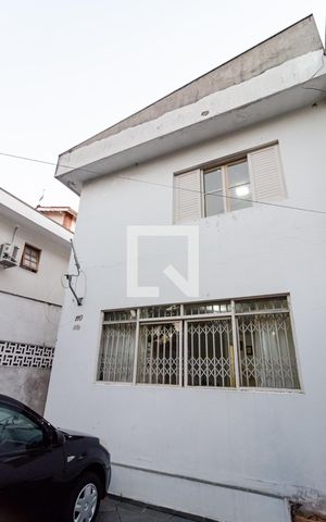 Casa à venda com 143m², 4 quartos e 2 vagas Casa à venda com 143m², 4 quartos e 2 vagasGaragem