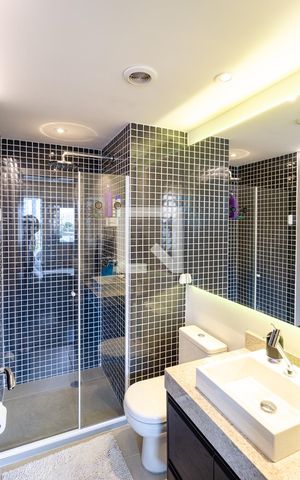 Apartamento à venda com 67m², 2 quartos e 1 vaga Apartamento à venda com 67m², 2 quartos e 1 vagaBanheiro Social